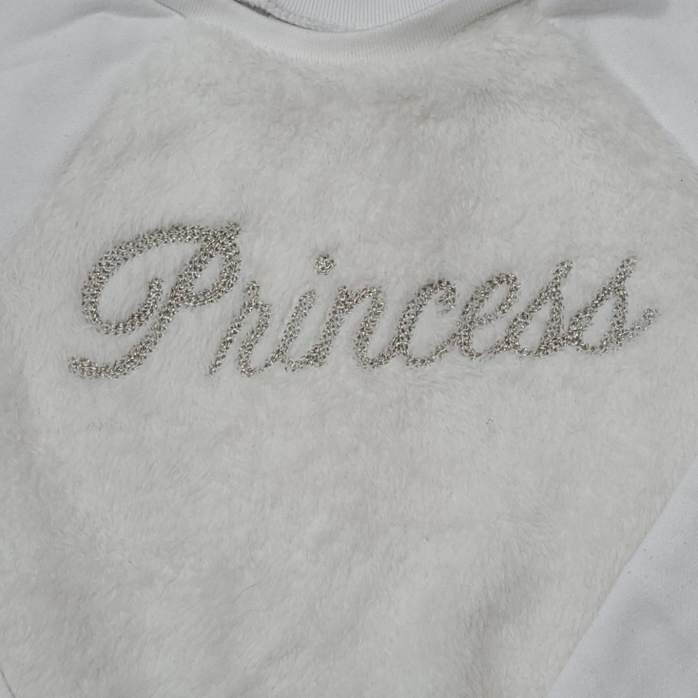 Princess 👸sweatshirt - Picture 2 of 5